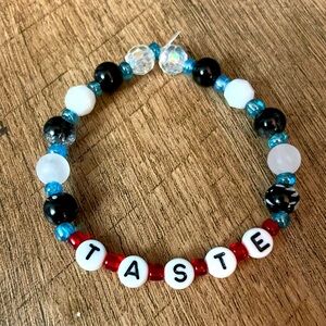 Sabrina Carpenter Bracelet